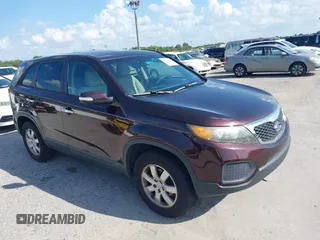 2012 Kia Sorento LX with VIN 5XYKT3A12CG194683, listed as a IAAI auction lot 41928148 with 173,485 mi miles. Bid and sale history available at carsss.com. Image 1.
