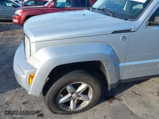 2009 Jeep Liberty Limited with VIN 1J8GN58K89W550147, listed as a IAAI auction lot 41209545 with 185,677 mi miles. Bid and sale history available at carsss.com. Image 12.