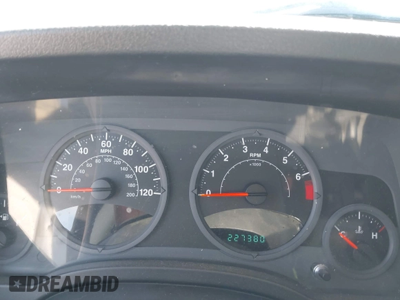 2008 Jeep Patriot Sport with VIN 1J8FT28W88D798363, listed as a IAAI auction lot 42597211 with 227,380 mi miles and . Bid and sale history available at DreamBid. Image 7.