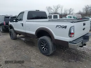 2015 Ford F-250 XLT with VIN 1FTBF2B63FEB69445, listed as a IAAI auction lot 41902750 with 88,902 mi miles and . Bid and sale history available at DreamBid. Image 3.
