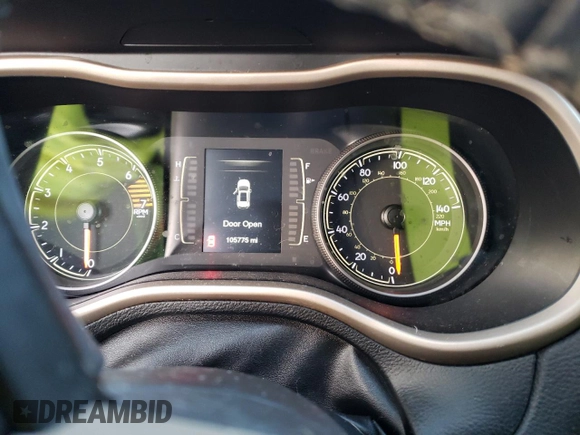 2016 Jeep Cherokee Altitude with VIN 1C4PJMAB1GW309776, listed as a Copart auction lot 81203204 with 105,775 mi miles and Salvage title. Bid and sale history available at DreamBid. Image 9.