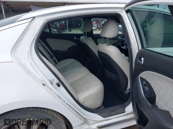 2015 Kia Optima SX Turbo with VIN 5XXGR4A60FG455078, listed as a IAAI auction lot 41305459 with 145,852 mi miles. Bid and sale history available at carsss.com. Image 8.
