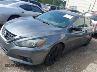 2017 Nissan Altima SR with VIN 1N4AL3AP3HC471715, listed as a IAAI auction lot 41960410 with 288,926 mi miles and . Bid and sale history available at carsss.com. Image 17.
