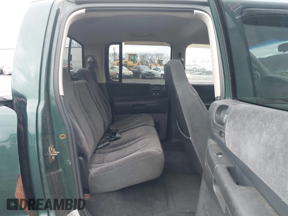 2001 Dodge Dakota Sport with VIN 1B7HG2AN91S279538, listed as a IAAI auction lot 41925891 with 113,368 mi miles and . Bid and sale history available at DreamBid. Image 8.