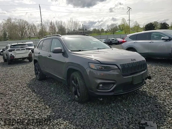 2020 Jeep Cherokee Altitude с VIN 1C4PJMLB9LD581981, выставлен на аукционе Copart как лот 52649955 с пробегом Не указан миль и Списание • Salvage title. История ставок и продаж доступна на DreamBid. Изображение 12.