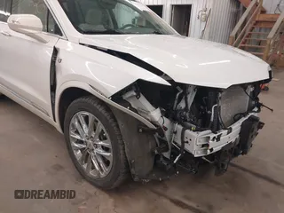 2022 Cadillac XT6 Premium Luxury with VIN 1GYKPDRS3NZ131095, listed as a IAAI auction lot 42087620 with 36,740 mi miles and . Bid and sale history available at DreamBid. Image 18.