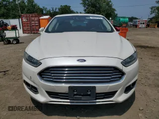 2013 Ford Fusion SE with VIN 3FA6P0HR8DR137496, listed as a Copart auction lot 58942525 with 172,575 mi miles and Salvage title. Bid and sale history available at DreamBid. Image 5.