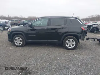 2022 Jeep Compass Sport with VIN 3C4NJCAB9NT213978, listed as a IAAI auction lot 41787199 with 29,142 mi miles and . Bid and sale history available at carsss.com. Image 15.