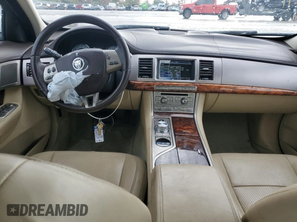 2010 Jaguar XF Premium Luxury with VIN SAJWA0GBXALR50432, listed as a Copart auction lot 50884825 with 62,493 mi miles and Salvage title. Bid and sale history available at DreamBid. Image 8.