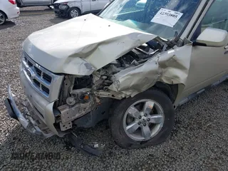 2012 Ford Escape Limited with VIN 1FMCU9EG0CKC79823, listed as a IAAI auction lot 42303805 with Not provided miles and . Bid and sale history available at DreamBid. Image 6.