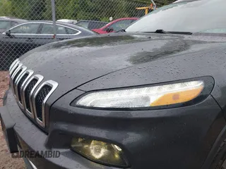 2018 Jeep Cherokee Limited z VIN 1C4PJMDX3JD550300, wystawiony jako IAAI lot #42274809 z przebiegiem 93 470 mil mil oraz . Historia ofert i sprzedaży dostępna na DreamBid. Obrazek 6.