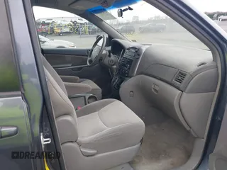 2007 Toyota Sienna CE with VIN 5TDZK23CX7S056893, listed as a IAAI auction lot 41838009 with 284,483 mi miles and . Bid and sale history available at carsss.com. Image 5.