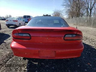 1994 Chevrolet Camaro z VIN 2G1FP22SXR2165249, wystawiony jako Copart lot #49333055 z przebiegiem 196 736 mil mil oraz Czysty tytuł • Clean title. Historia ofert i sprzedaży dostępna na DreamBid. Obrazek 6.