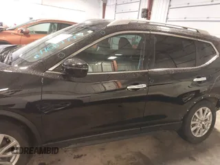 2018 Nissan Rogue SV with VIN 5N1AT2MV4JC784272, listed as a IAAI auction lot 41689774 with 68,154 mi miles. Bid and sale history available at carsss.com. Image 14.