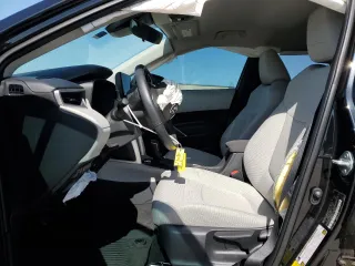 2023 Toyota Corolla Cross LE z VIN 7MUCAAAG6PV047607, wystawiony jako Copart lot #52454095 z przebiegiem 10 316 mil mil oraz Szkody całkowita. Historia ofert i sprzedaży dostępna na DreamBid. Obrazek 7.