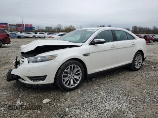 2017 Ford Taurus Limited with VIN 1FAHP2J87HG110485, listed as a Copart auction lot 82171004 with 68,051 mi miles and Salvage Title. Bid and sale history available at DreamBid. Image 1.