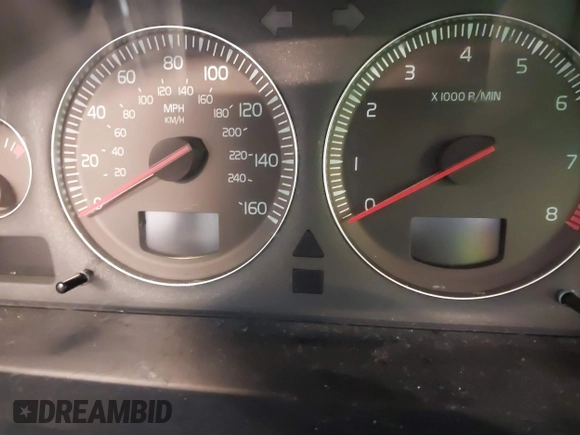 2004 Volvo S60 с VIN YV1RS61T842344192, выставлен на аукционе IAAI как лот 41278520 с пробегом Не указан миль и . История ставок и продаж доступна на DreamBid. Изображение 14.