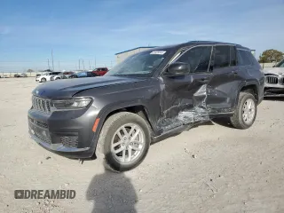 2022 Jeep Grand Cherokee Altitude z VIN 1C4RJJAG8N8635580, wystawiony jako Copart lot #84526644 z przebiegiem 45 848 mil mil oraz Szkoda całkowita • Salvage title. Historia ofert i sprzedaży dostępna na DreamBid. Obrazek 1.