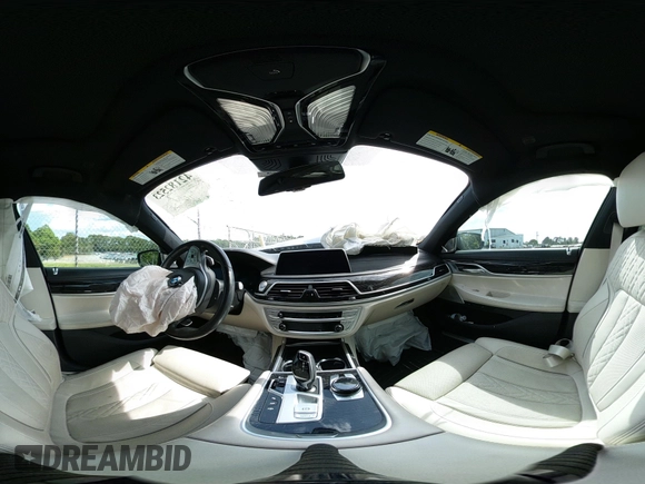 2022 BMW 7 Series 750i xDrive с VIN WBA7U2C0XNCH39635, выставлен на аукционе IAAI как лот 42182523 с пробегом Не указан миль и . История ставок и продаж доступна на DreamBid. Изображение 17.