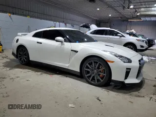 2020 Nissan GT-R Premium z VIN JN1AR5EF7LM100438, wystawiony jako Copart lot #81927084 z przebiegiem Nie podano mil oraz Szkody całkowita. Historia ofert i sprzedaży dostępna na DreamBid. Obrazek 4.