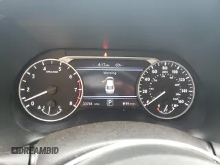 2024 Nissan Sentra SV z VIN 3N1AB8CV4RY247273, wystawiony jako Copart lot #56748845 z przebiegiem 33 788 mil mil oraz Szkoda całkowita • Salvage title. Historia ofert i sprzedaży dostępna na DreamBid. Obrazek 9.