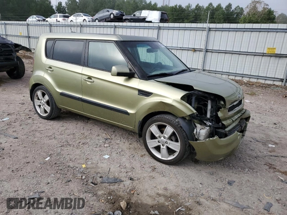 2011 Kia Soul + with VIN KNDJT2A28B7281482, listed as a Copart auction lot 69874304 with 196,745 mi miles and Salvage Title. Bid and sale history available at carsss.com. Image 4.
