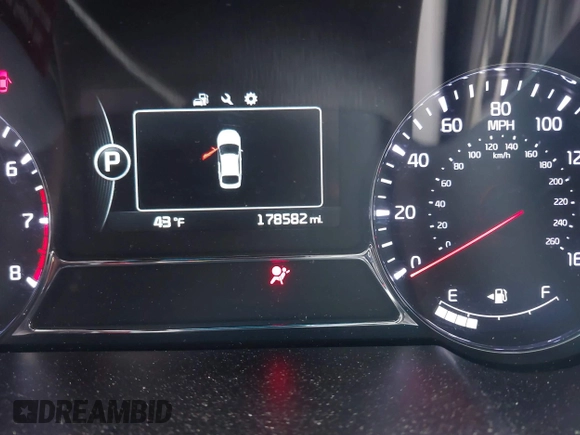 2014 Kia Optima SXL Turbo with VIN 5XXGR4A68EG283865, listed as a IAAI auction lot 41838408 with 178,582 mi miles and . Bid and sale history available at DreamBid. Image 15.