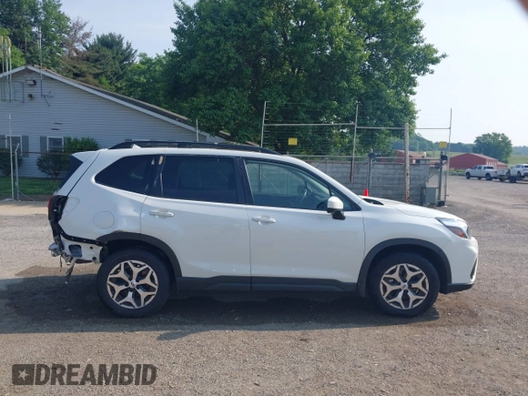 2021 Subaru Forester Premium with VIN JF2SKAJC9MH496376, listed as a IAAI auction lot 42491525 with 25,276 mi miles and . Bid and sale history available at DreamBid. Image 14.