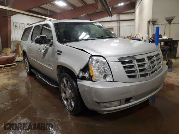 2011 Cadillac Escalade ESV Luxury z VIN 1GYS4HEF2BR344981, wystawiony jako Copart lot #87521245 z przebiegiem 189 483 mil mil oraz Czysty tytuł • Clean title. Historia ofert i sprzedaży dostępna na DreamBid. Obrazek 4.