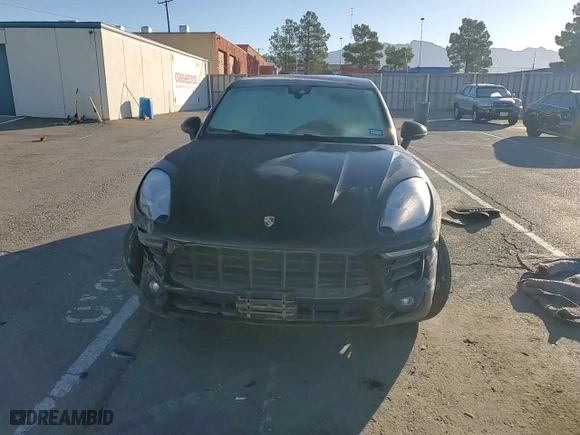 2018 Porsche Macan with VIN WP1AA2A54JLB08384, listed as a Copart auction lot 81818654 with 29,060 mi miles and Salvage Title. Bid and sale history available at carsss.com. Image 12.