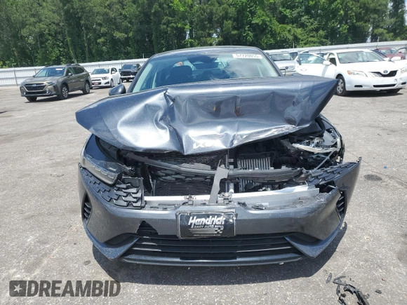 2023 Kia K5 LXS z VIN 5XXG14J21PG213387, wystawiony jako Copart lot #57720055 z przebiegiem 24 559 mil mil oraz Szkoda całkowita • Salvage title. Historia ofert i sprzedaży dostępna na DreamBid. Obrazek 5.
