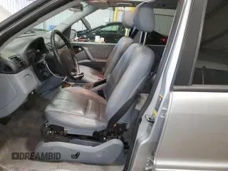 2002 Mercedes-Benz M 320/430/500 z VIN 4JGAB54E22A309625, wystawiony jako Copart lot #51300405 z przebiegiem 90 227 mil mil oraz Szkoda całkowita • Salvage title. Historia ofert i sprzedaży dostępna na DreamBid. Obrazek 7.