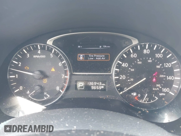2015 Nissan Altima S z VIN 1N4AL3AP0FC499341, wystawiony jako IAAI lot #42322450 z przebiegiem 136 943 mil mil oraz . Historia ofert i sprzedaży dostępna na DreamBid. Obrazek 7.