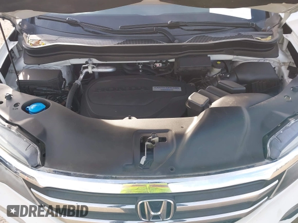 2016 Honda Pilot LX with VIN 5FNYF6H1XGB009768, listed as a IAAI auction lot 41666109 with 137,733 mi miles. Bid and sale history available at carsss.com. Image 10.