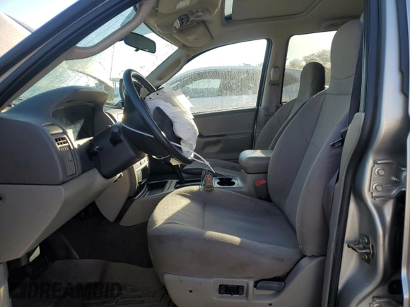 2003 Jeep Grand Cherokee Laredo z VIN 1J4GX48N63C509220, wystawiony jako Copart lot #72730964 z przebiegiem 95 216 mil mil oraz Szkoda całkowita • Salvage title. Historia ofert i sprzedaży dostępna na DreamBid. Obrazek 7.