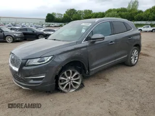 2019 Lincoln MKC Select with VIN 5LMCJ2C96KUL37566, listed as a Copart auction lot 57638585 with 105,957 mi miles and Clean title. Bid and sale history available at DreamBid. Image 1.