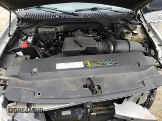 2004 Ford Expedition Special Service with VIN 1FMPU15L14LA83496, listed as a Copart auction lot 43975775 with 160,450 mi miles and Salvage title. Bid and sale history available at DreamBid. Image 12.