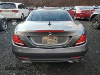 2020 Mercedes-Benz SLC 300 z VIN W1KPK3JA0LF172375, wystawiony jako Copart lot #56552705 z przebiegiem 16 831 mil mil oraz Nie do naprawy. Historia ofert i sprzedaży dostępna na DreamBid. Obrazek 6.