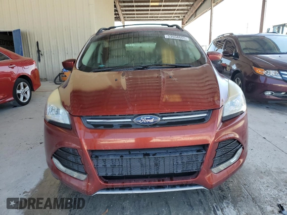 2014 Ford Escape SE z VIN 1FMCU0GX9EUA89793, wystawiony jako Copart lot #53558605 z przebiegiem 59 932 mil mil oraz Szkoda całkowita • Salvage title. Historia ofert i sprzedaży dostępna na DreamBid. Obrazek 5.