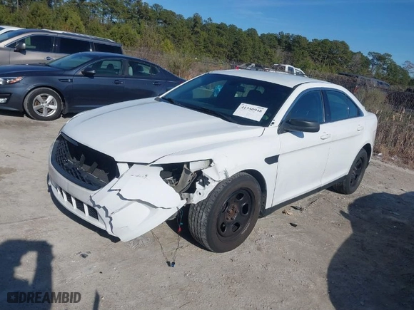 2016 Ford Police Interceptor Sedan with VIN 1FAHP2L89GG138378, listed as a IAAI auction lot 41340948 with 79,462 mi miles. Bid and sale history available at carsss.com. Image 2.