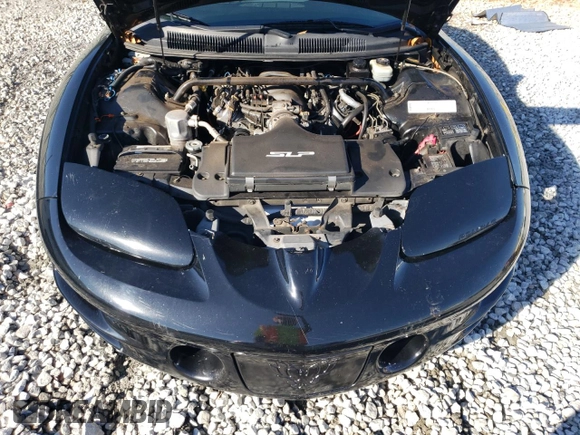 1998 Pontiac Firebird Formula with VIN 2G2FV22G5W2208565, listed as a Copart auction lot 80737754 with 150,022 mi miles and Salvage title. Bid and sale history available at DreamBid. Image 11.