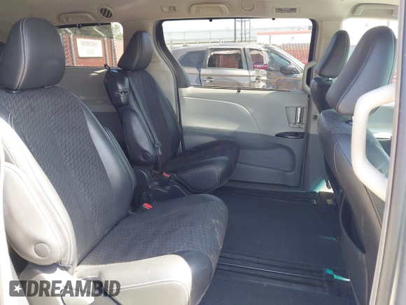2013 Toyota Sienna SE с VIN 5TDXK3DC7DS287161, выставлен на аукционе IAAI как лот 42249232 с пробегом 168 307 миль миль и . История ставок и продаж доступна на DreamBid. Изображение 8.