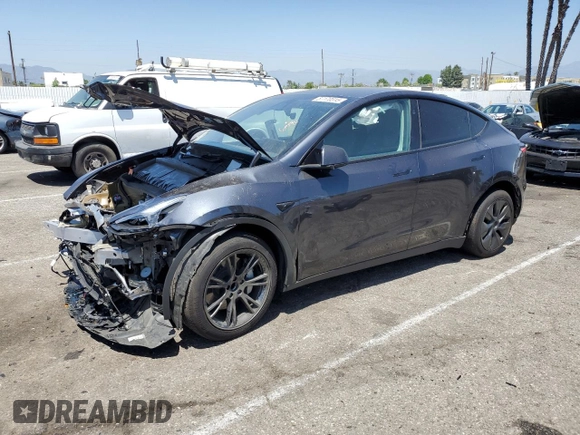 2024 Tesla Model Y с VIN 7SAYGDED5RF177307, выставлен на аукционе Copart как лот 57170315 с пробегом 14 726 миль миль и Списание • Salvage title. История ставок и продаж доступна на DreamBid. Изображение 1.