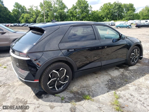 2022 Hyundai IONIQ 5 SE with VIN KM8KMDAF1NU101213, listed as a Copart auction lot 59186563 with 4,988 mi miles. Bid and sale history available at carsss.com. Image 3.