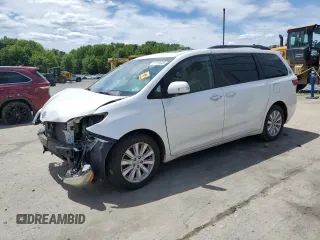 2015 Toyota Sienna Limited z VIN 5TDDK3DC1FS127346, wystawiony jako Copart lot #57116645 z przebiegiem 70 112 mil mil oraz Szkoda całkowita • Salvage title. Historia ofert i sprzedaży dostępna na DreamBid. Obrazek 1.