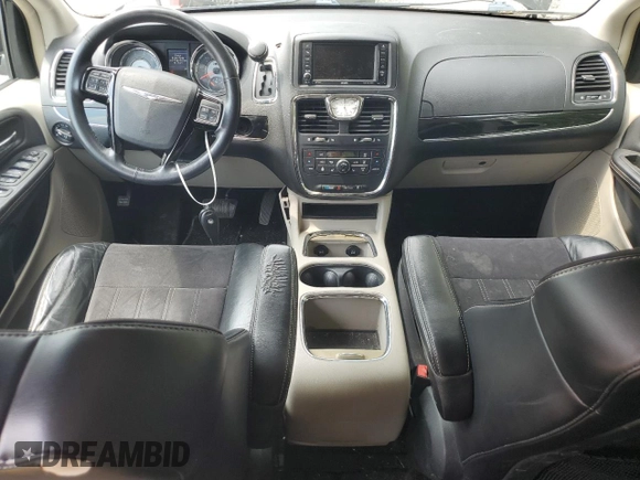 2014 Chrysler Town & Country Touring L 30th Anniversary with VIN 2C4RC1CG8ER297321, listed as a Copart auction lot 59712014 with 128,746 mi miles and Clean Title. Bid and sale history available at DreamBid. Image 8.