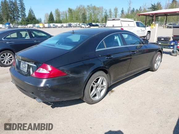 2006 Mercedes-Benz CLS-Class with VIN WDDDJ75X56A049779, listed as a IAAI auction lot 42065865 with 138,027 mi miles. Bid and sale history available at carsss.com. Image 4.
