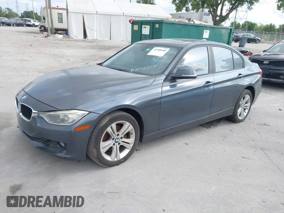 2015 BMW 3 Series 328i с VIN WBA3A5G55FNS85005, выставлен на аукционе IAAI как лот 41980680 с пробегом 136 517 миль миль и . История ставок и продаж доступна на DreamBid. Изображение 2.