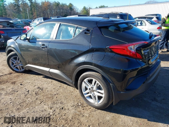 2021 Toyota C-HR LE with VIN NMTKHMBXXMR123633, listed as a IAAI auction lot 40787336 with 28,234 mi miles. Bid and sale history available at carsss.com. Image 3.