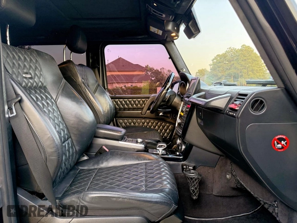 2014 Mercedes-Benz G 63 AMG with VIN WDCYC7DF2EX216331, listed as a Copart auction lot 63884325 with 129,411 mi miles and Clean title. Bid and sale history available at DreamBid. Image 5.